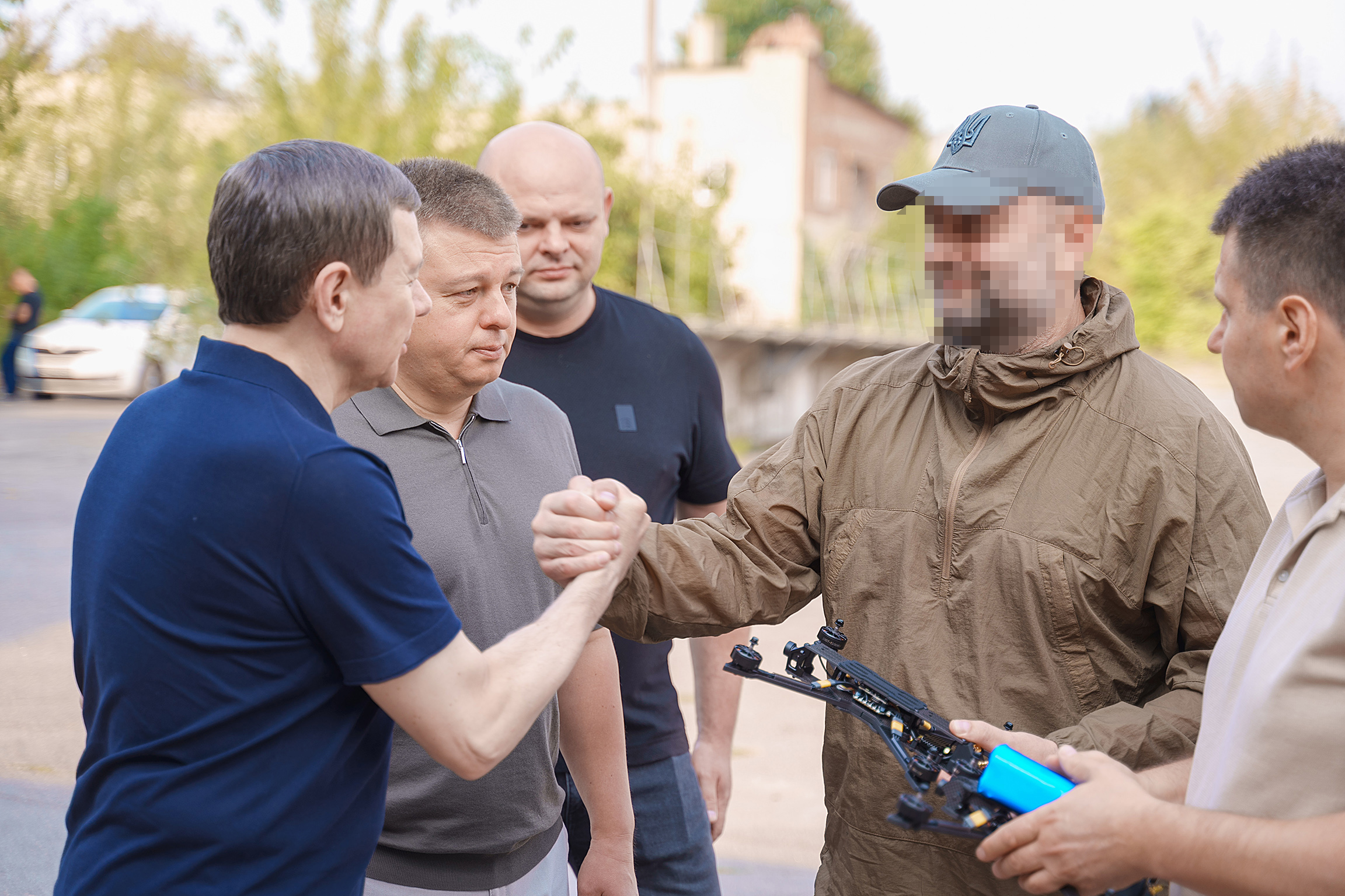 Ще чотири багі та 200-FPV дронів передала Вінницька громада бійцям спецпідрозділу «Артан»